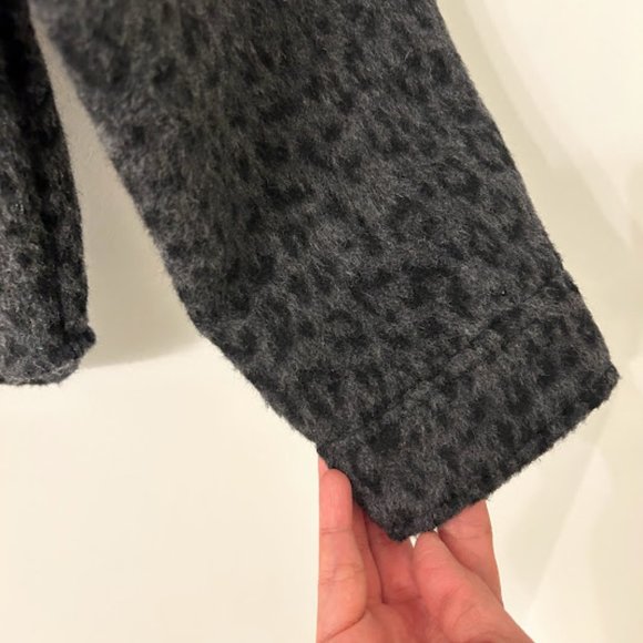 Gap Kids Leopard Print Shirt Jacket - Picture 4 of 7